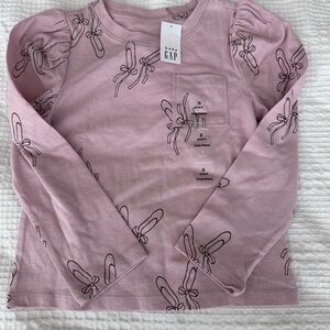 NWT Gap Kids Light Pink Long Sleeve Tee with Bow Design